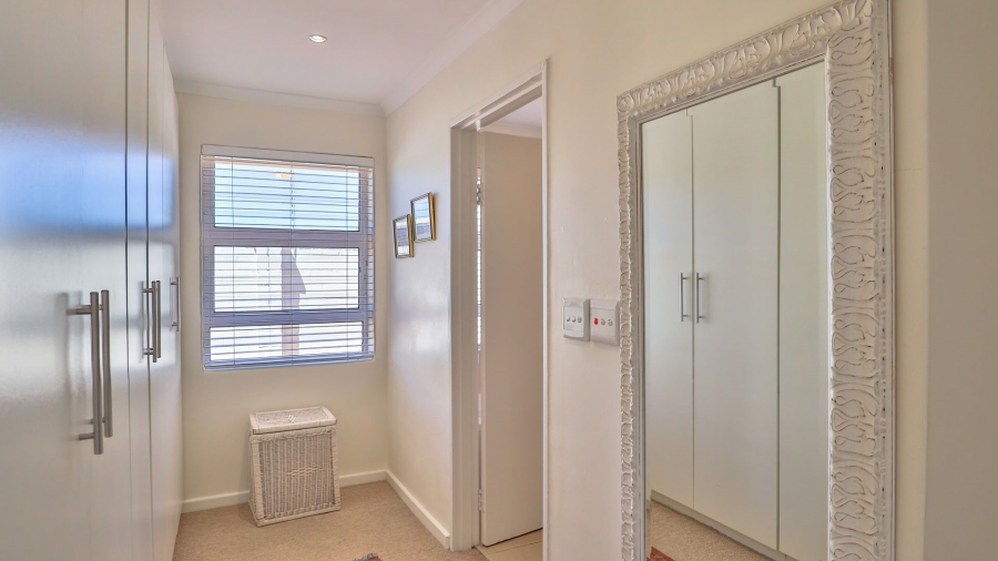 3 Bedroom Property for Sale in Lake Michelle Western Cape